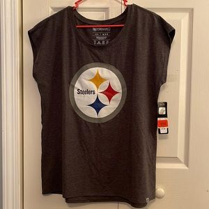 NWT Women’s Sleeveless Steeler TShirt